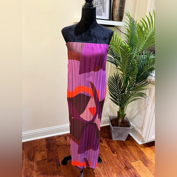 PrettyLittleThing Purple Orange Brown Print Plisse Maxi Skirt 10 - Picture 9 of 10